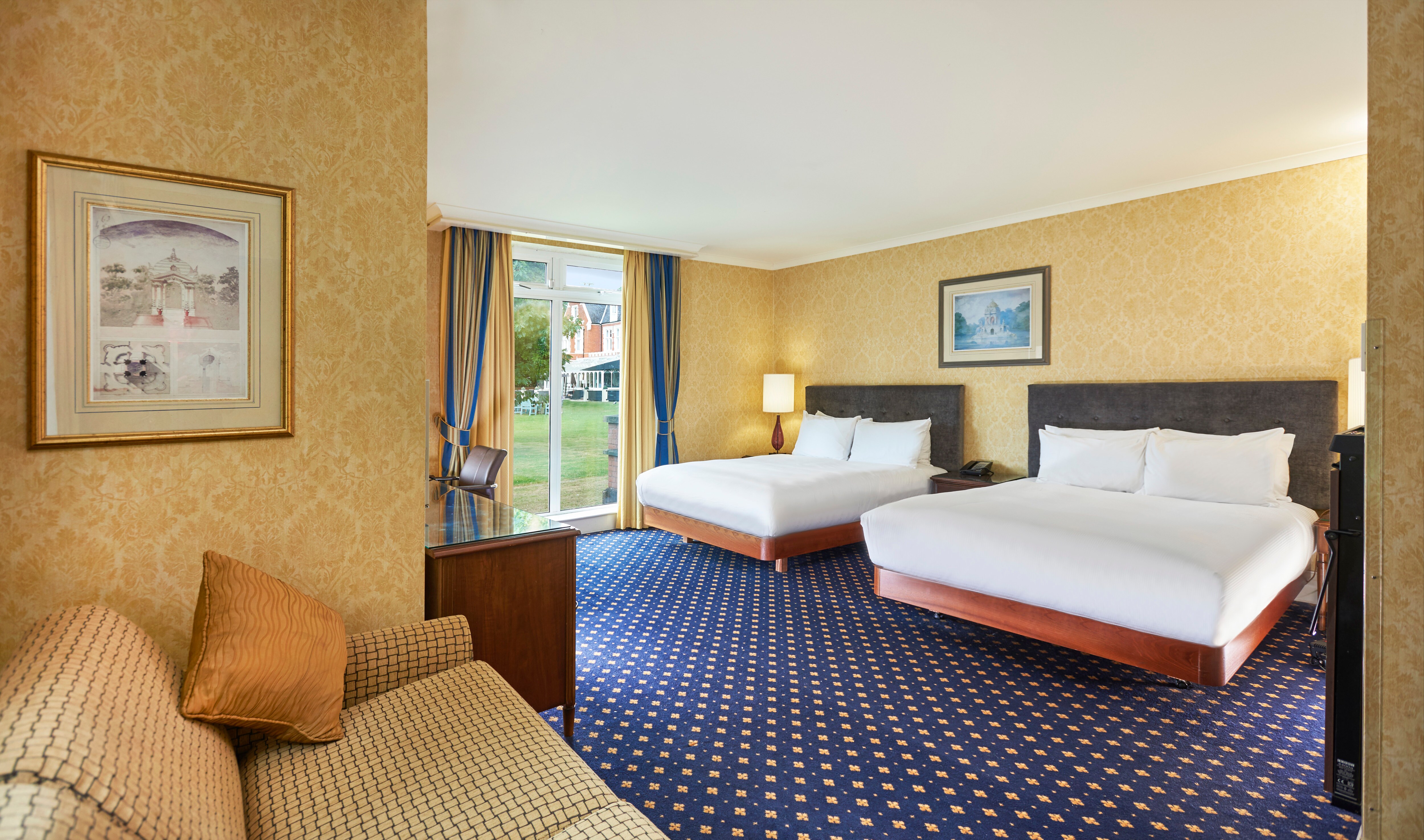 DoubleTree by Hilton St. Anne s Manor - Image3